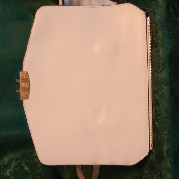 Iman Purse and (no name) Wallet - Picture 14 of 16